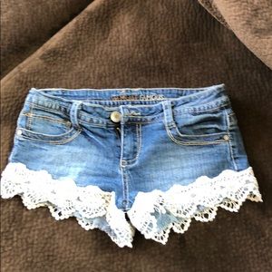 Almost Famous short short size 3